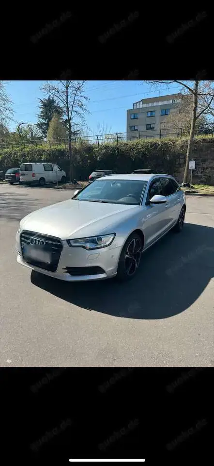 Audi A6 Avant 2.0 TDI SCHECKHEFTGEPFLEGT