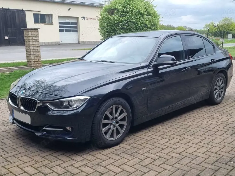 BMW 318 318d Aut. Sport Line