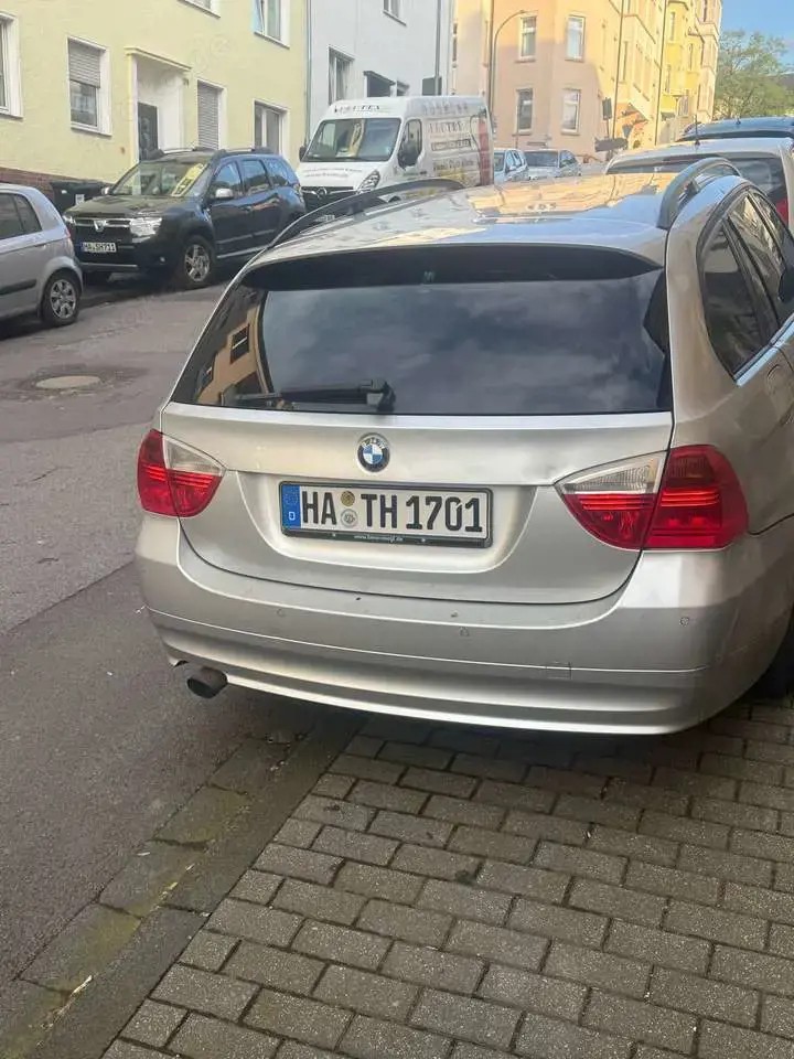 BMW 320 320d DPF Touring