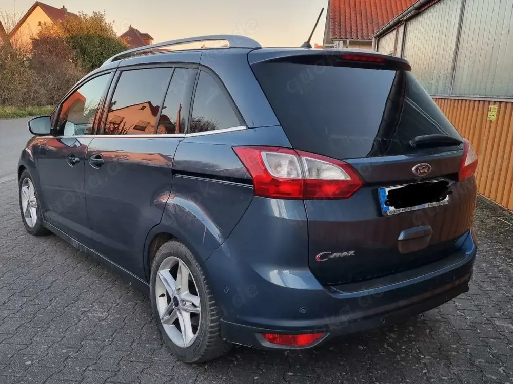 Ford Grand C-Max Titanium