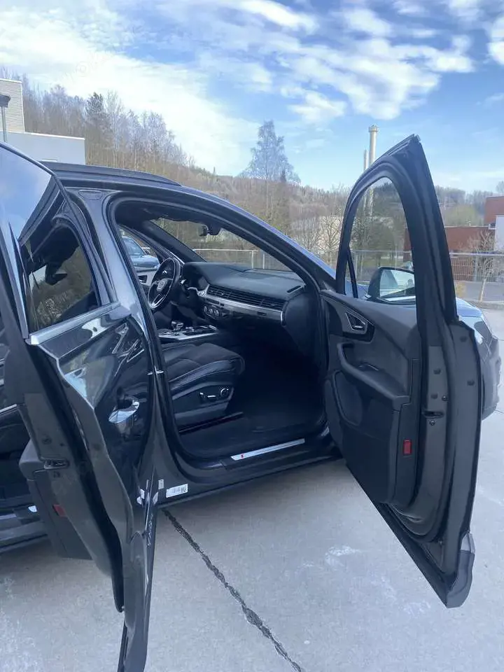 Audi Q7 3.0 TDI quattro tiptronic Verkaufen dringend!!!