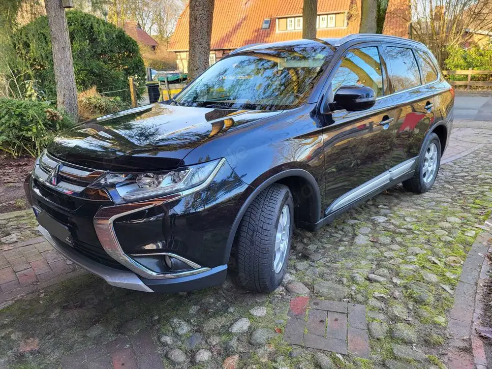 Mitsubishi Outlander Outlander Diesel 2.2 DI-D 4WD Aut. SUV-Star+