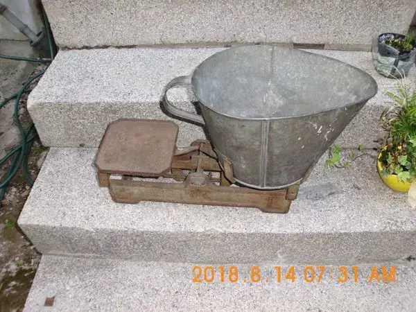Waage alt 10 Kg von Soehnle mit großer Schütte