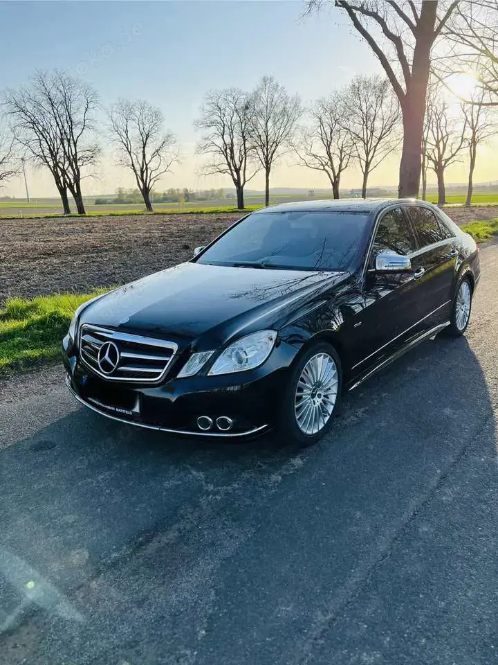 Mercedes-Benz E 200 E 200 CGI BlueEfficiency (212.048)