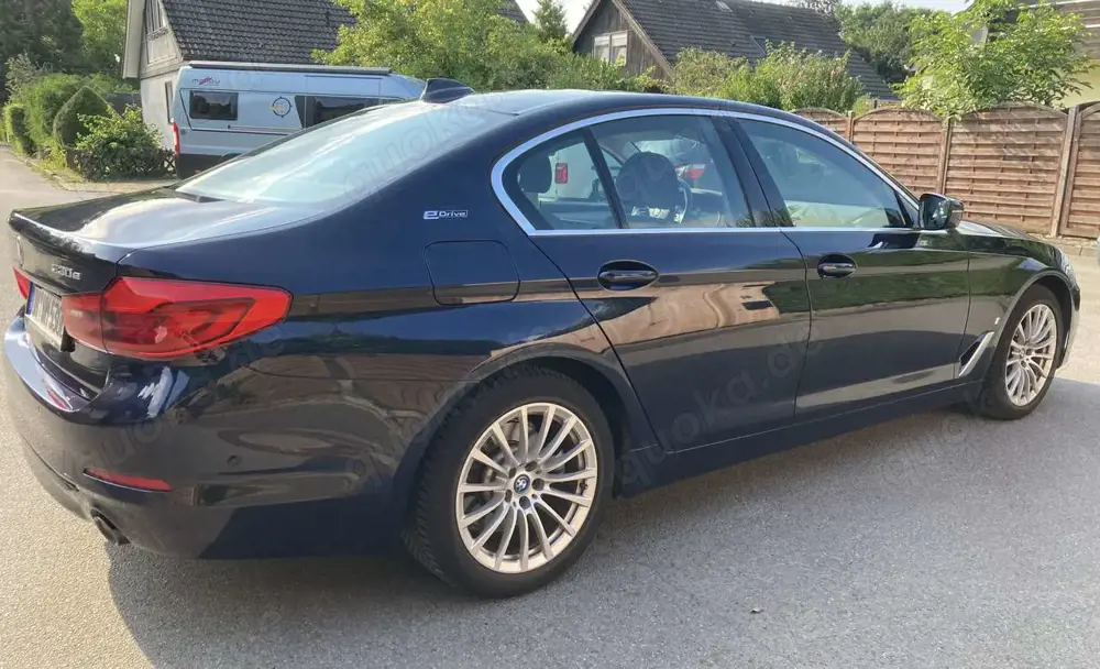 BMW 530 530e iP SportLine, DAB+, eSportsitze, Servicepaket