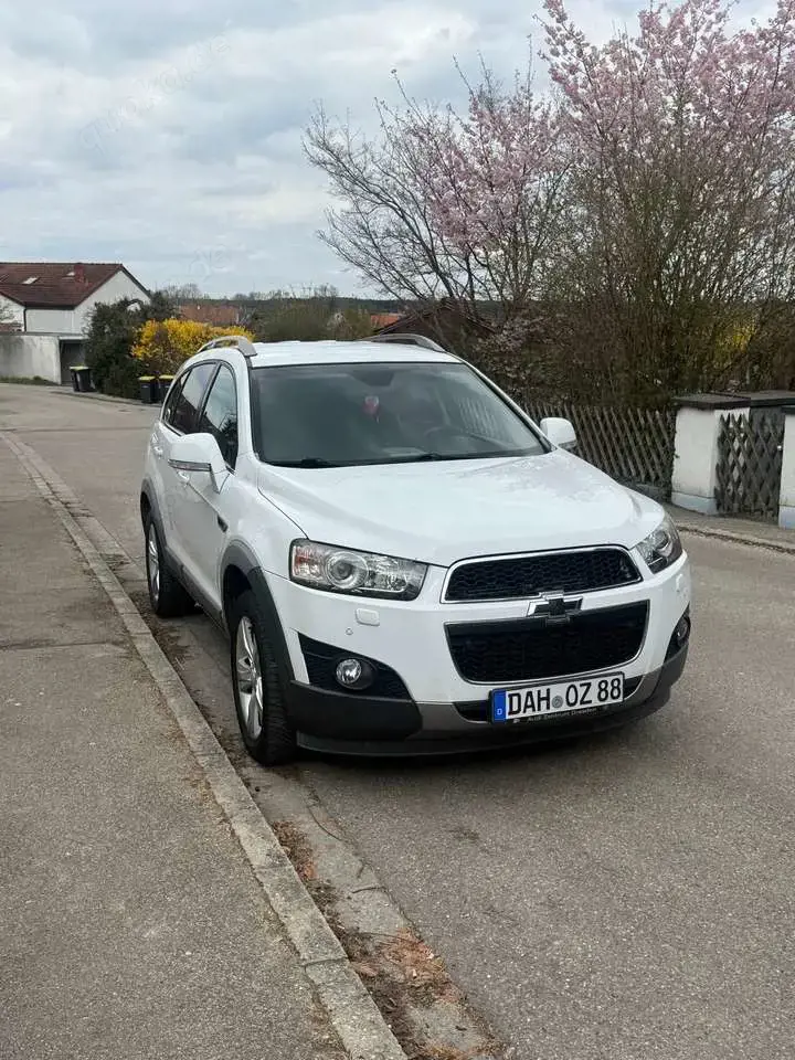 Chevrolet Captiva 2.2 Diesel standheizung 7 Sitzer pdc Sitzheizung