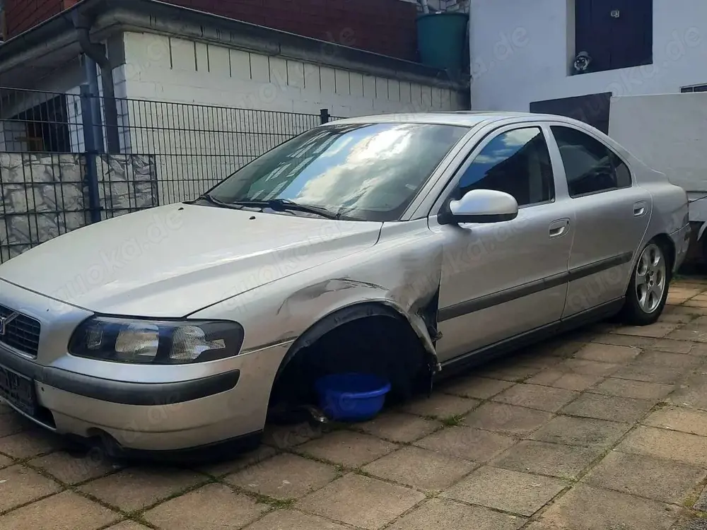 Volvo S60