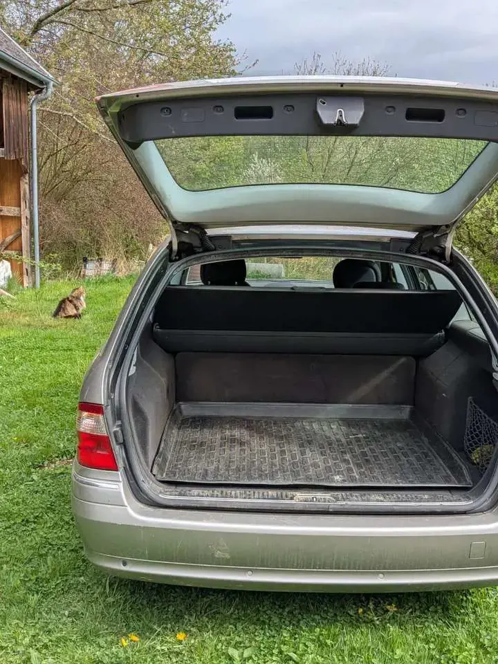 Mercedes-Benz E 220 E 220 T CDI Automatik Elegance DPF