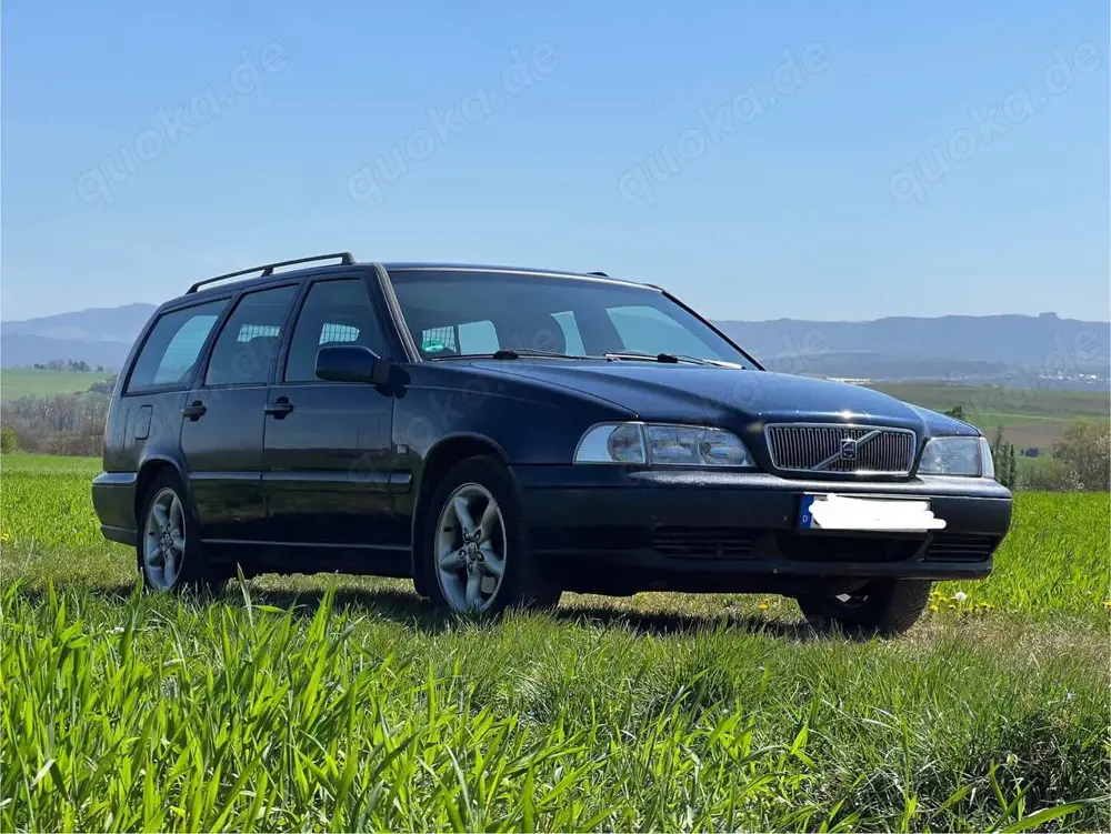 Volvo V70 2.4 Kombi 5 Zyl. Automatic blau Klima Euro 4 ZV