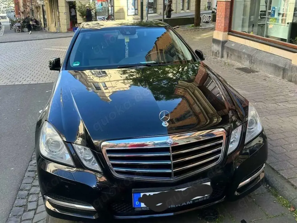 Mercedes-Benz E 220 CDI DPF BlueEFFICIENCY Automatik Avantgarde
