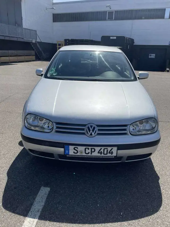 Volkswagen Golf 1.6