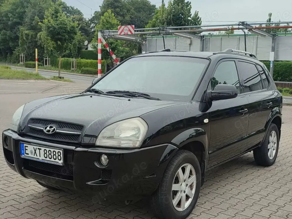 Hyundai TUCSON 2.0 2WD GLS