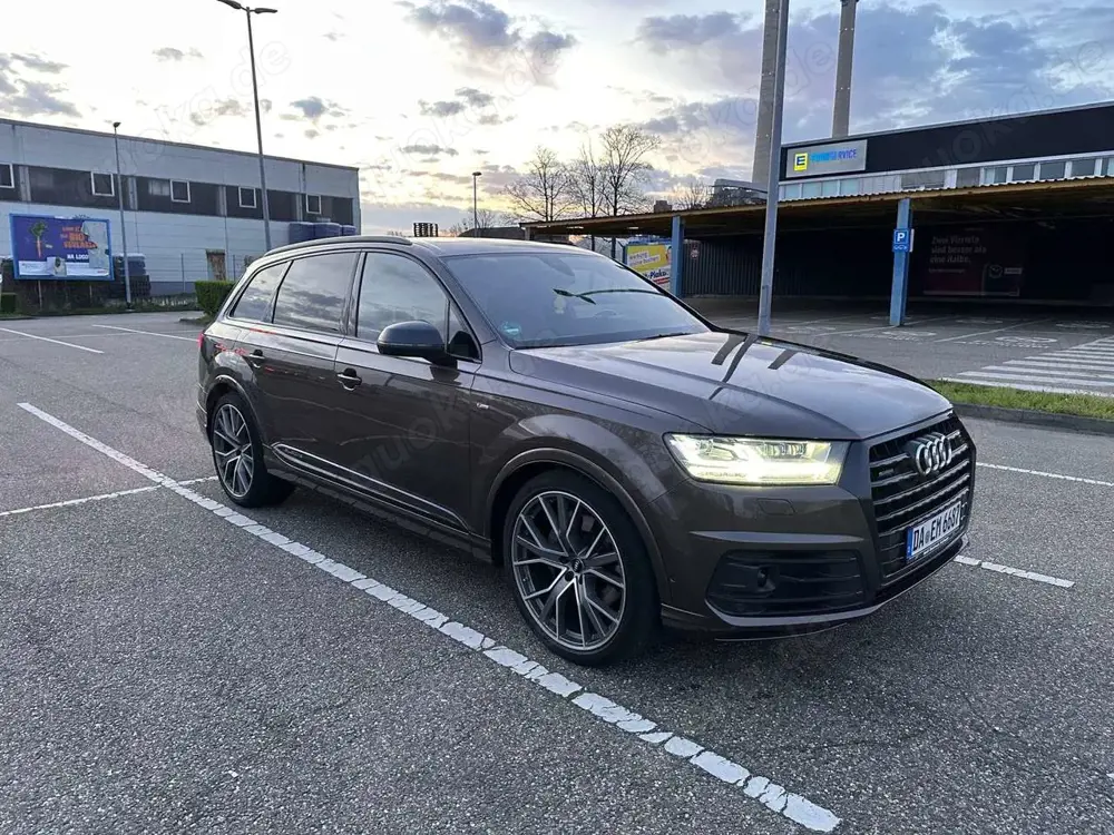 Audi Q7 Q7 3.0 TDI1. Hand 3xSline 360Kamera 7 Sitzer Bose