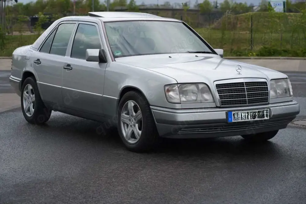 Mercedes-Benz E 420 W124