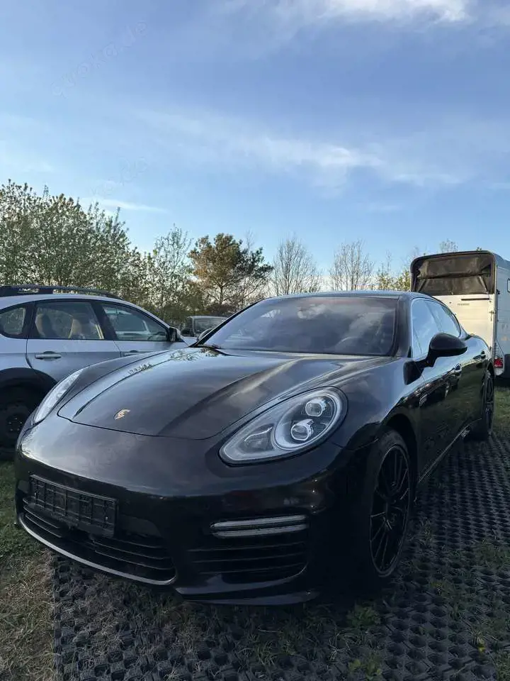 Porsche Panamera Turbo 2 jahre Porsche approved garantie