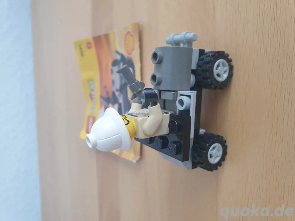 Lego 2541 Shell Promotion Set 