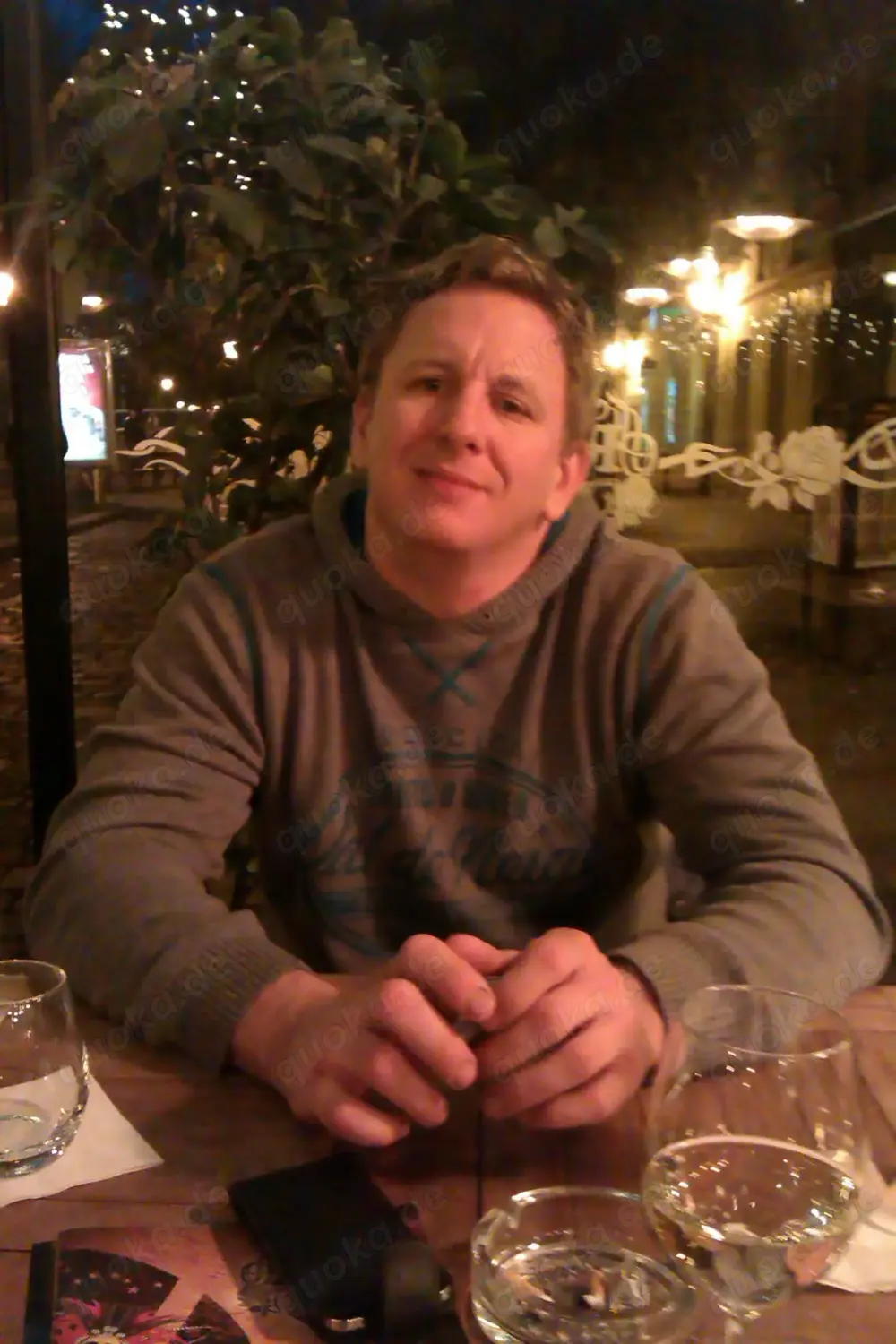 Frau ab 40 gerne verheiratet oder Paar... gesucht für außergewöhnliche treffen..
