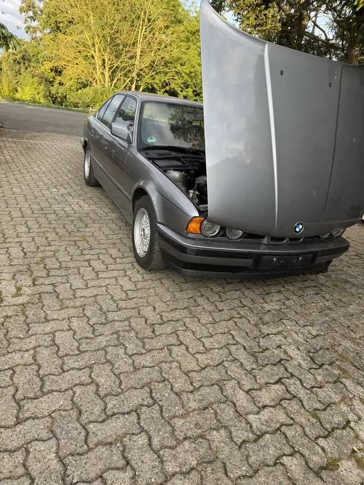 BMW 520 520i 24V