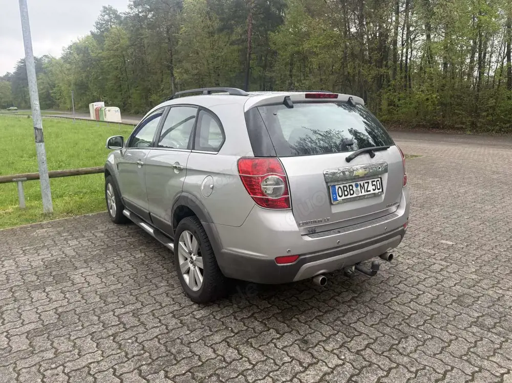 Chevrolet Captiva V6 4WD 7 Sitzer LT Automatik