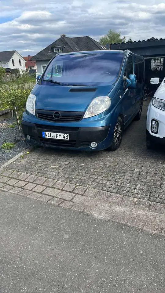 Opel Vivaro 2.5 CDTI L1H1 Tour