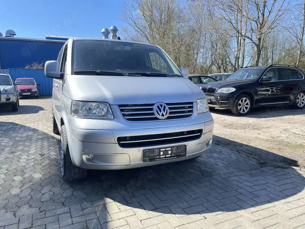 Volkswagen T5 California Multivan Concert (Austausch Motor 227.505km)