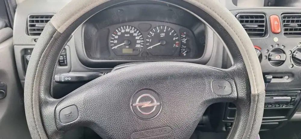 Opel Agila Agila 1.2 16V Color Edition