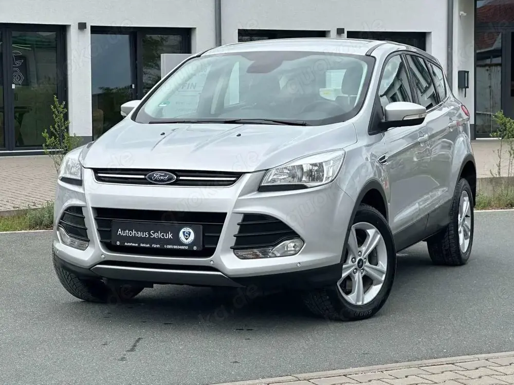 Ford Kuga Titanium *4x4*SHZ*Navi*Klima*AHK*