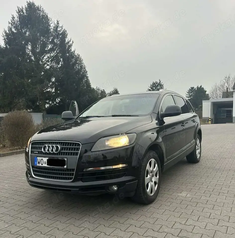 Audi Q7 3.0 TDI DPF quattro tiptronic