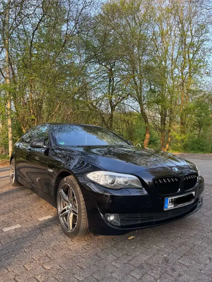 BMW 525 AUTO/LIM/HEADUP/LEDER/LED/STZHZ/SCHIEBD*