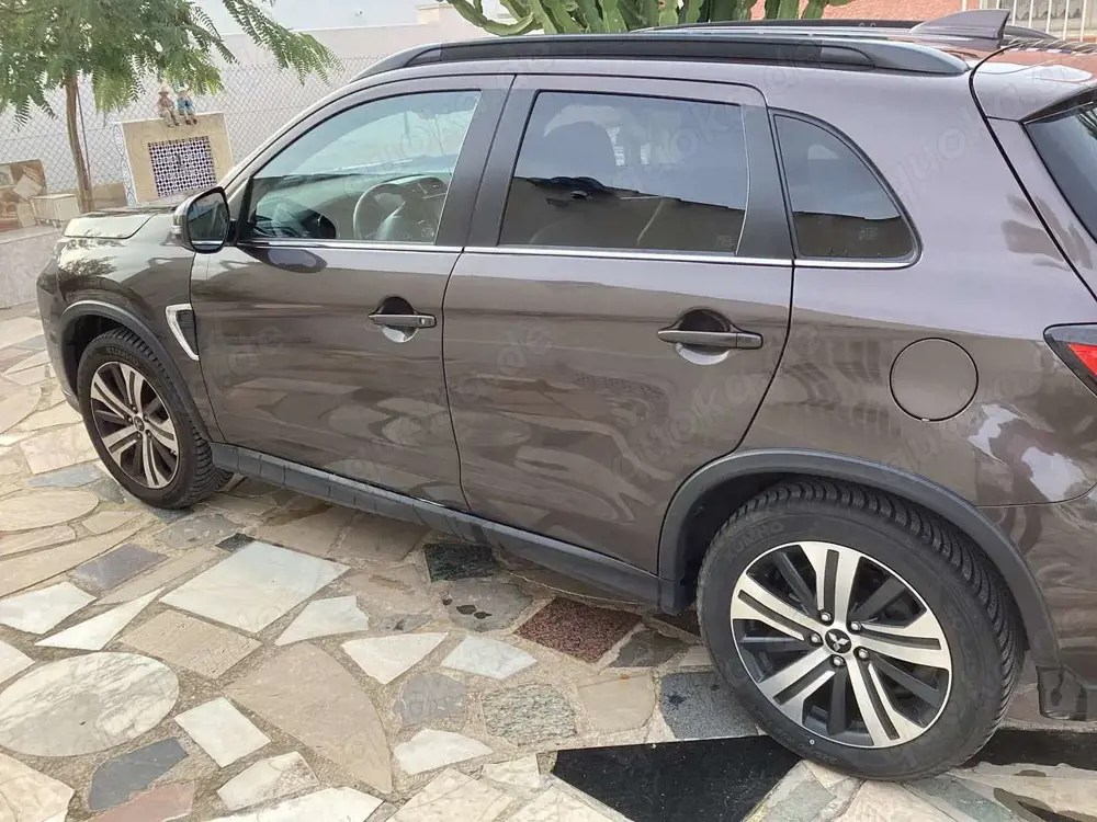 Mitsubishi ASX 2.0 4WD CVT Intro Edition+stand H .AHK 30Mon Gar.