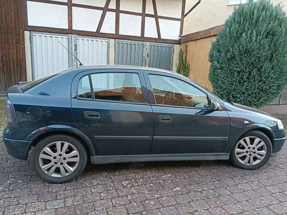 Opel Astra Astra 1.8 Elegance