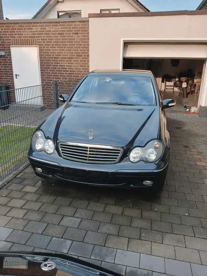 Mercedes-Benz C 200 Kompressor Elegance