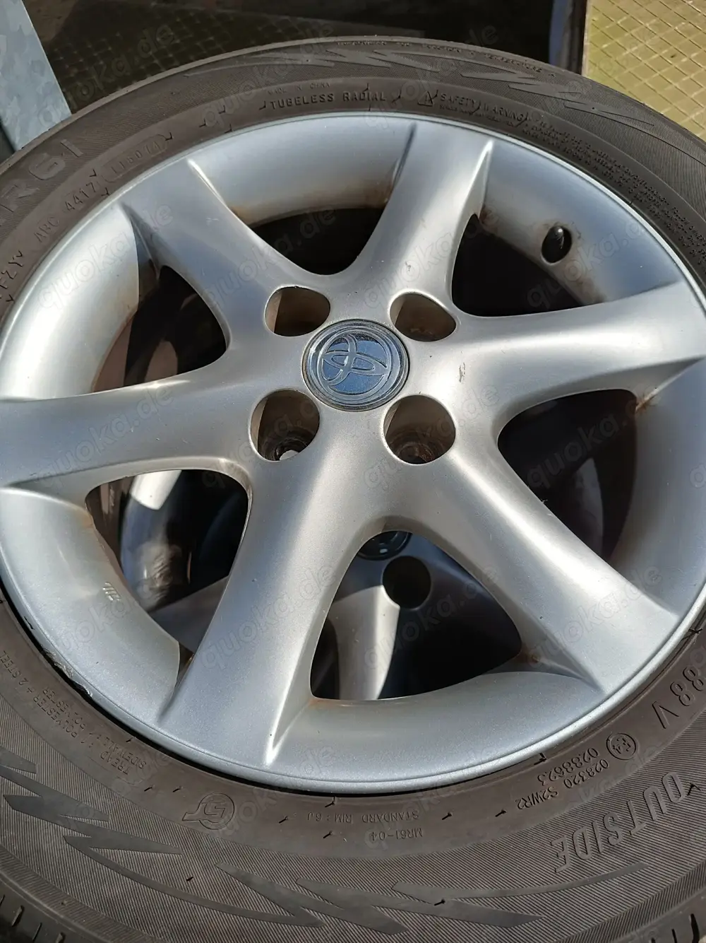 4 neuwertige Original Sommerreifen für TOYOTA COROLLA auf Toyota Alufelgen 