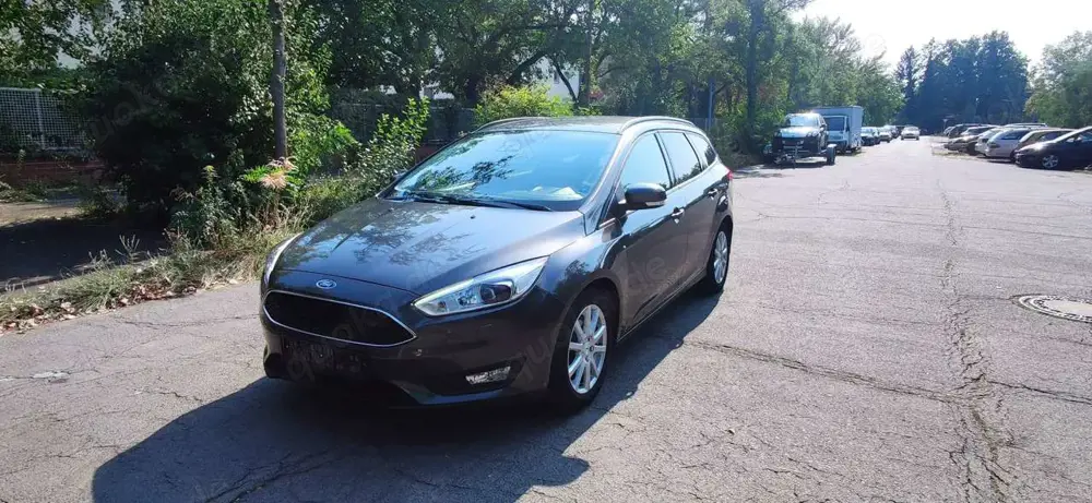 Ford Focus Turnier 1.0 EcoBoost Start-Stopp-System Titanium