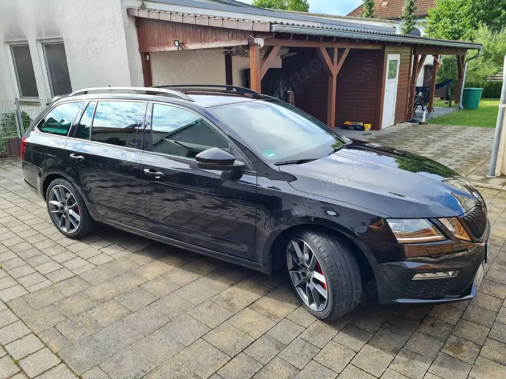 Skoda Octavia Octavia Combi 2.0 TSI DSG RS