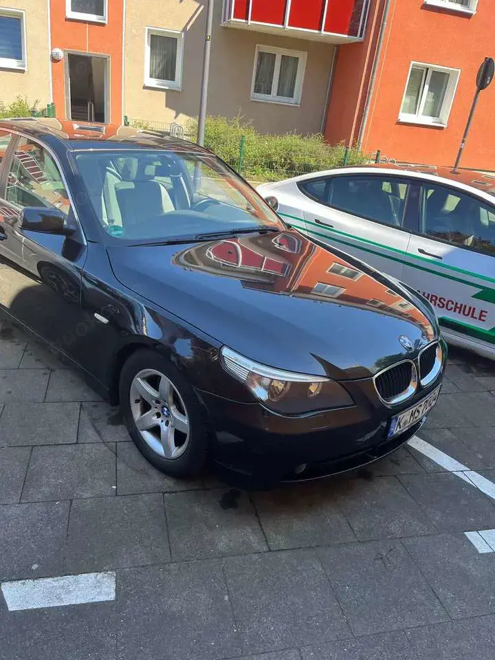BMW 520 520i