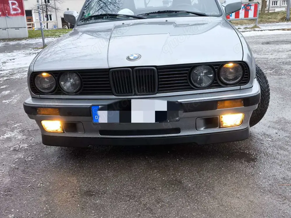 BMW 316 E30 316i 4 Türer Schiebedach (Preis ohne Felgen)
