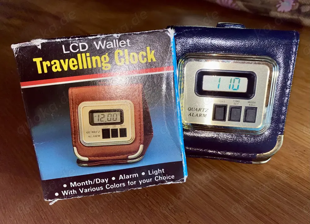 Alter LCD Wallet Reiseuhr 80er Travelling Clock Etui Schwarz Batterie selten OVP