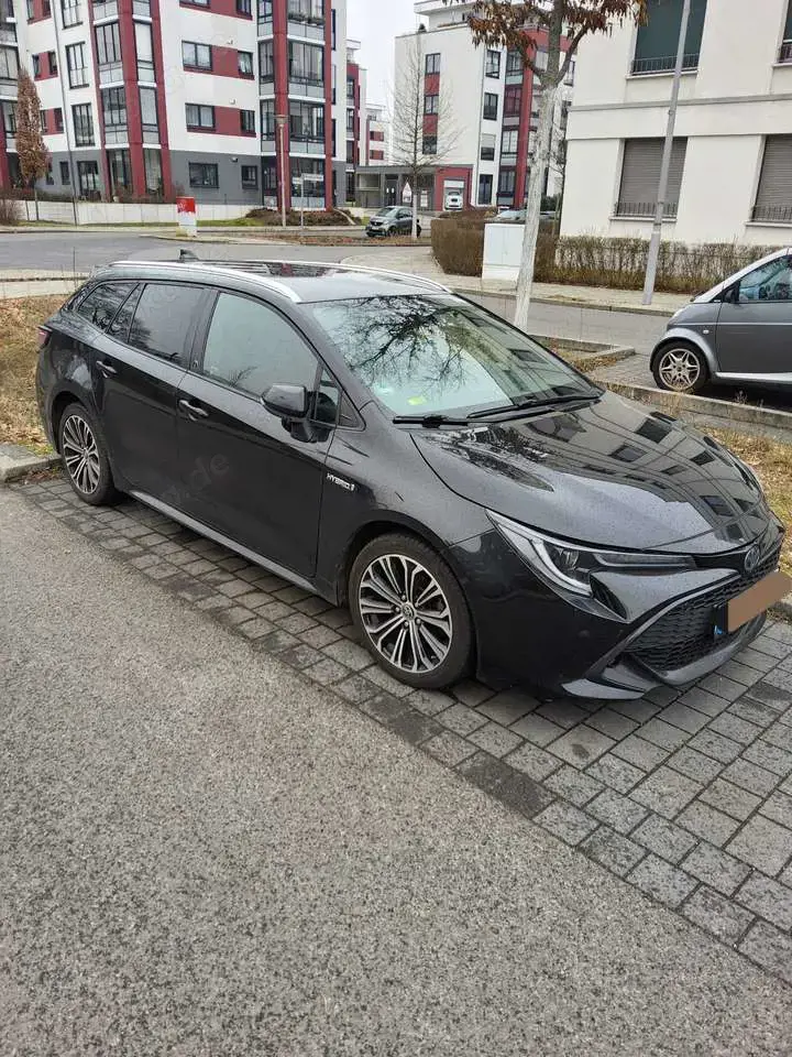 Toyota Corolla 2.0 Hybrid Touring Sports Lounge
