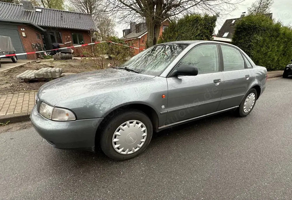 Audi A4 A4 1.6, nur 104 tkm gefahren!