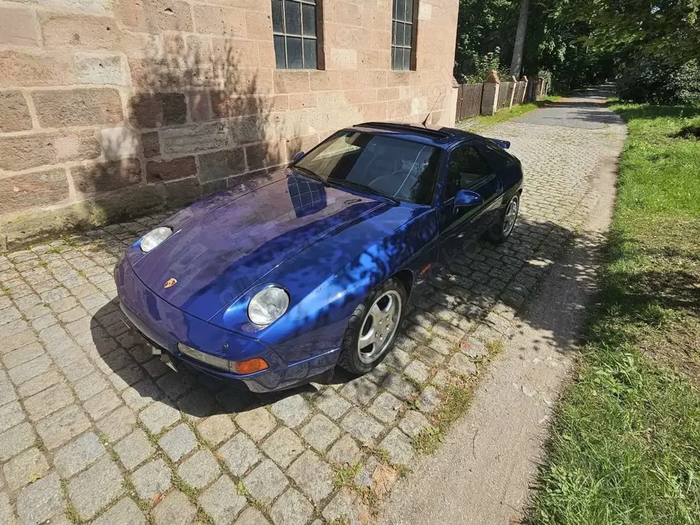Porsche 928 GTS