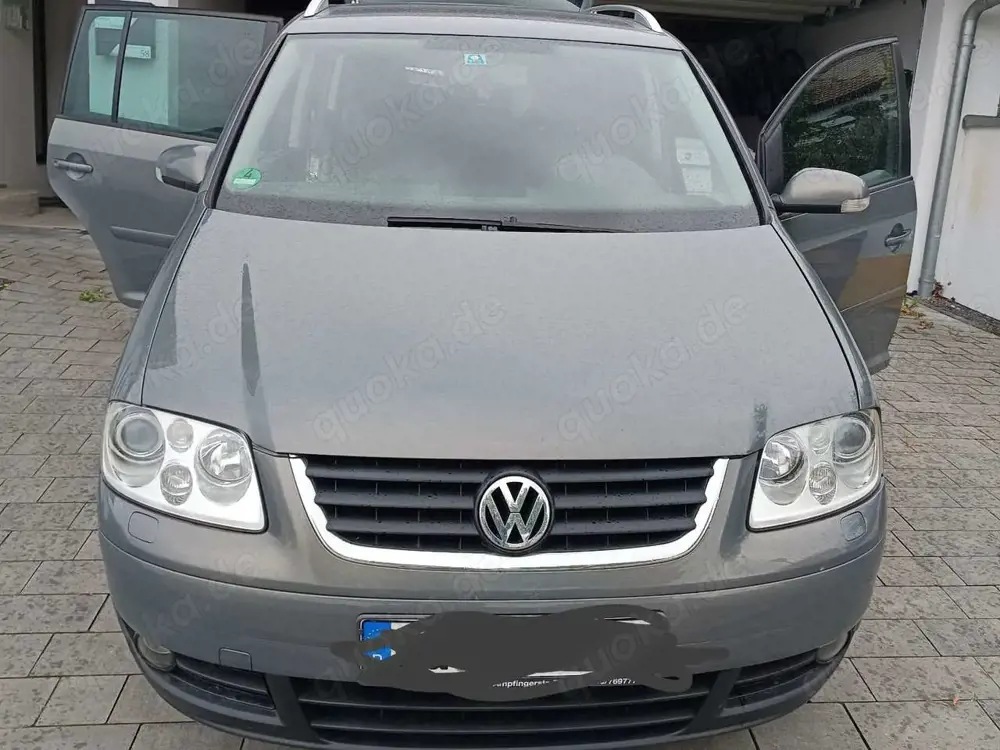 Volkswagen Touran 2.0 FSI Highline