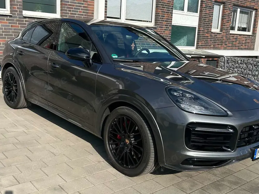 Porsche Cayenne GTS Coupe mit Garantie