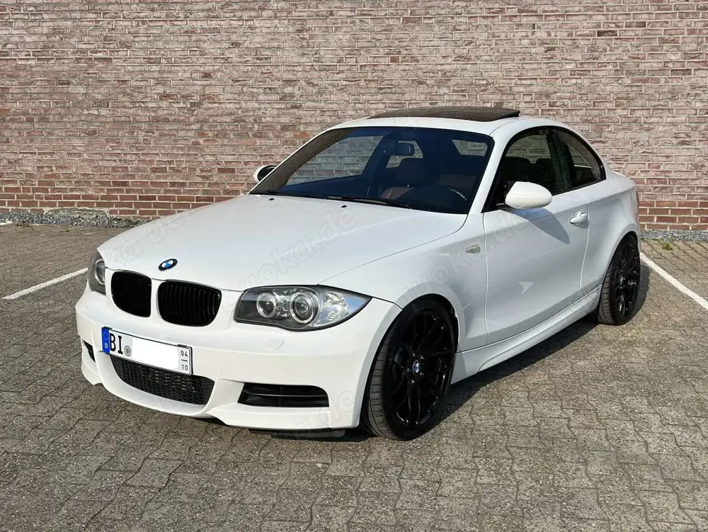 BMW 135 i COUPE E82 M-PAKET LEDER XENON KLIMA TÜV NEU