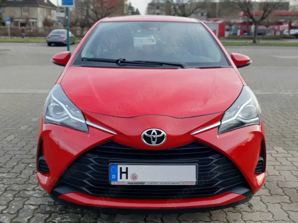 Toyota Yaris 1.0 Liftback Comfort Tüv neu 24.100 km
