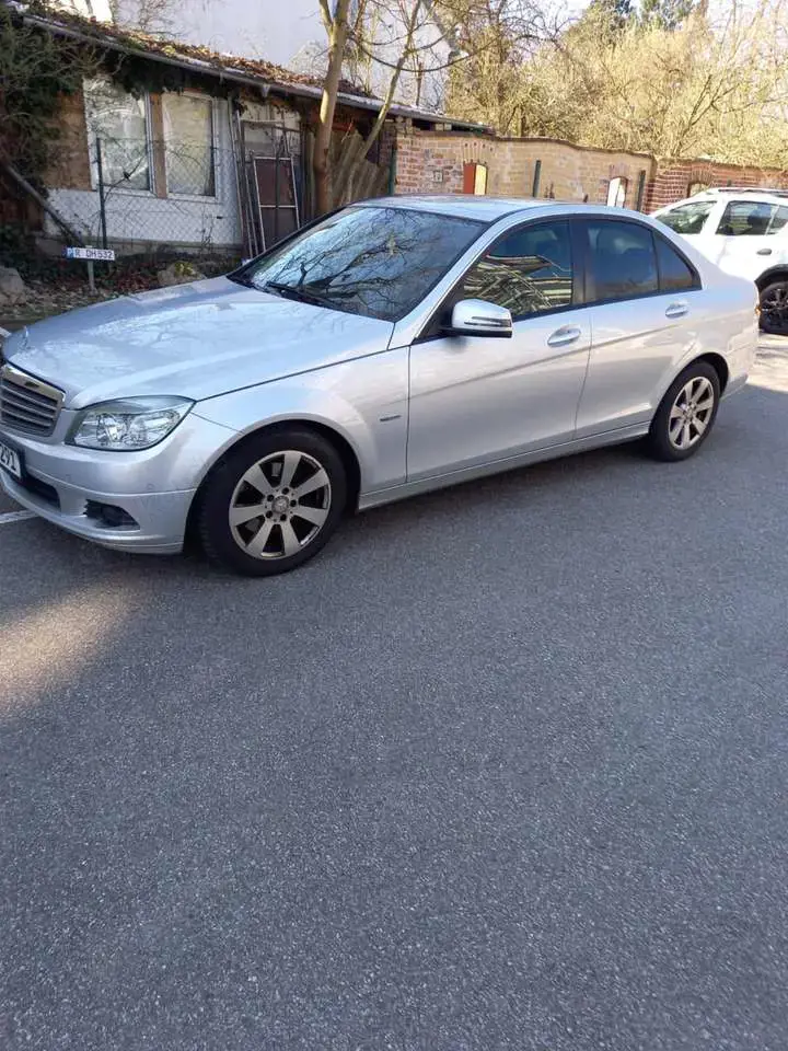 Mercedes-Benz C 220 CDI DPF BlueEFFICIENCY