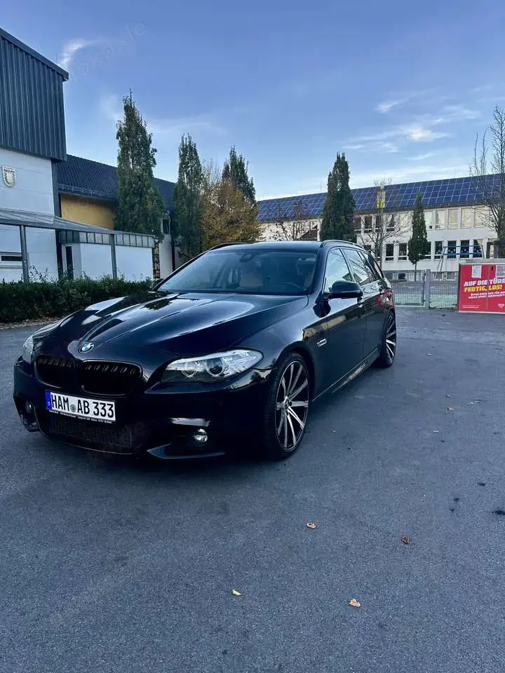 BMW 530 530d Touring Aut. Luxury Line