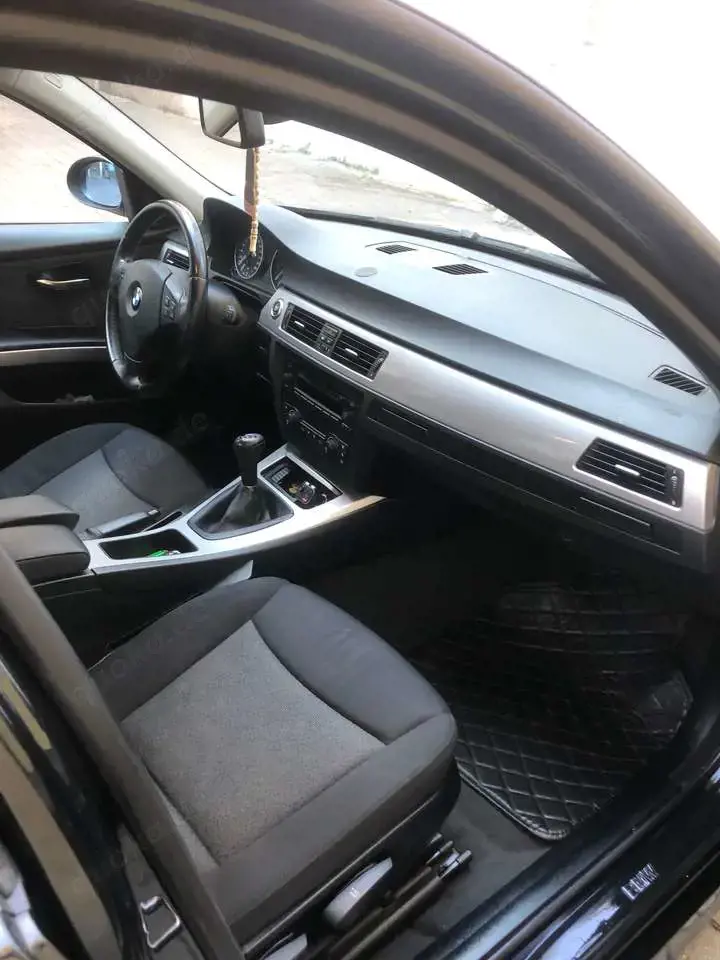 BMW 320 320i