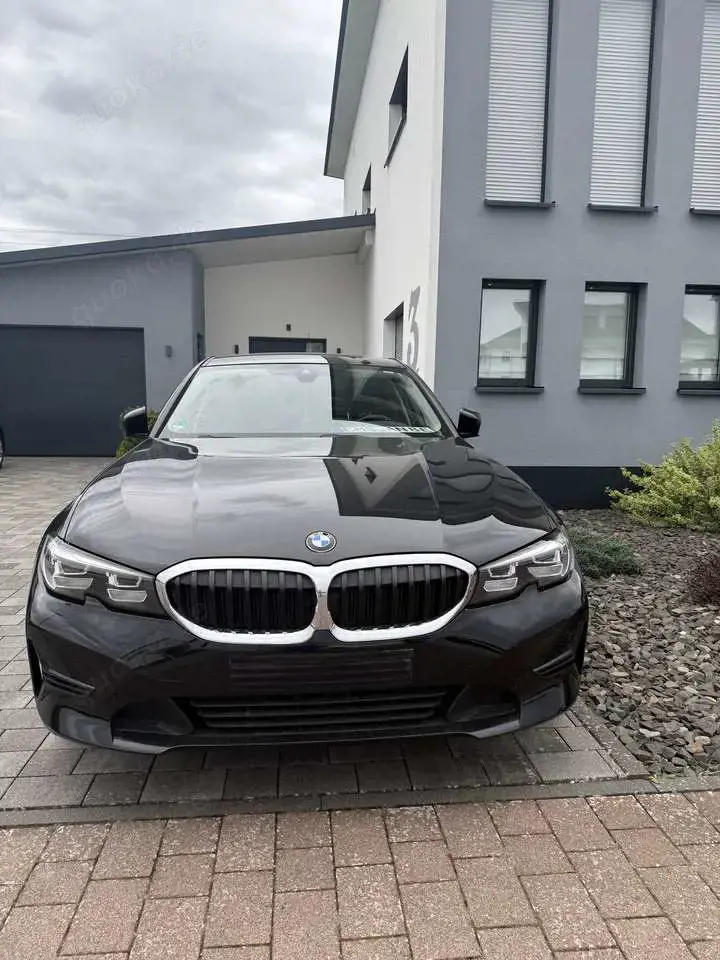 BMW 330 330 e Advantage