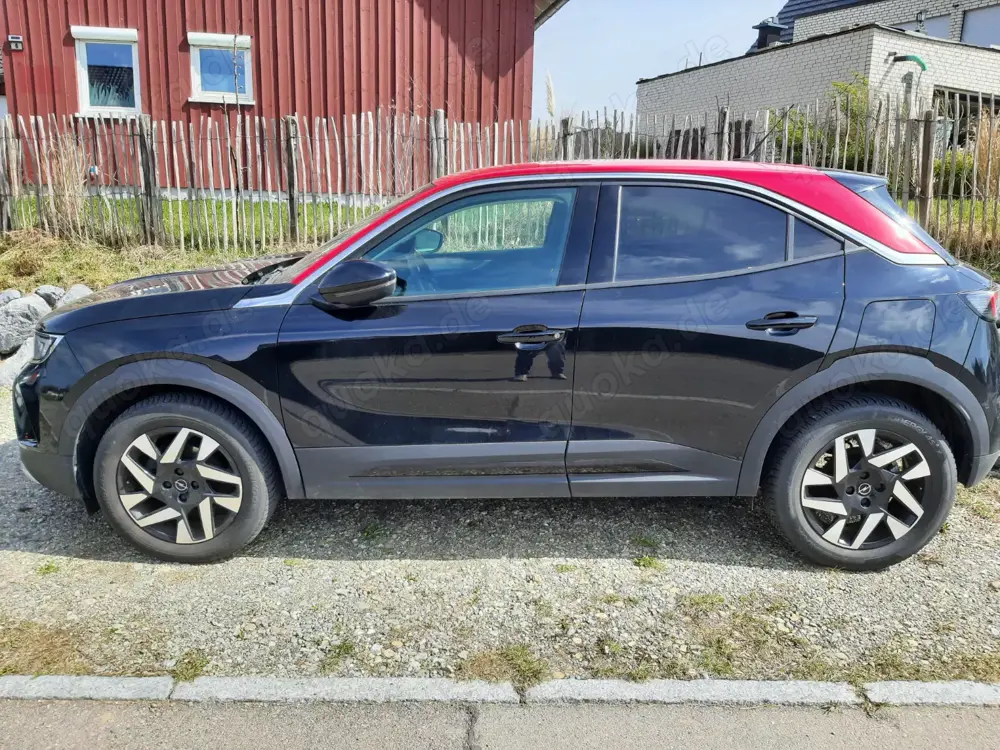 Opel Mokka B neues Modell 2 farbig Tkm sehr guter Zustand Tüv neu sparsam dank 3 Zyl.